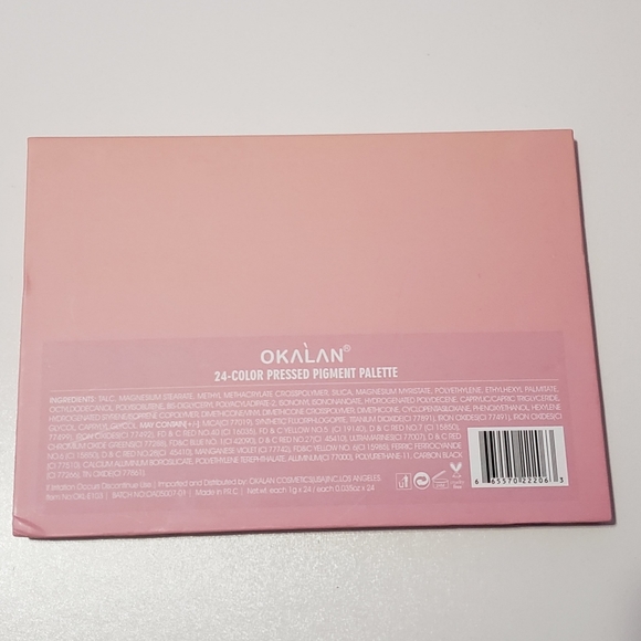 Makeup palette for women - Picture 3 of 3